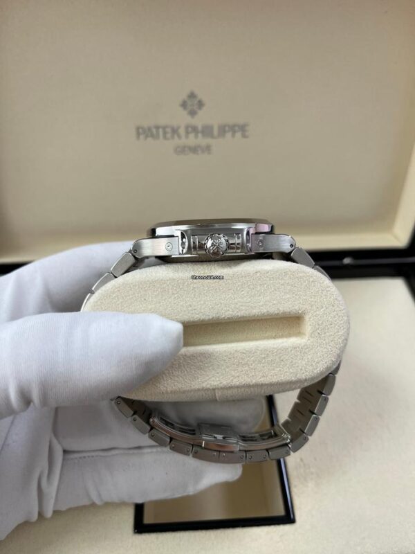 Patek Philippe Nautilus 5726/1 - Image 5