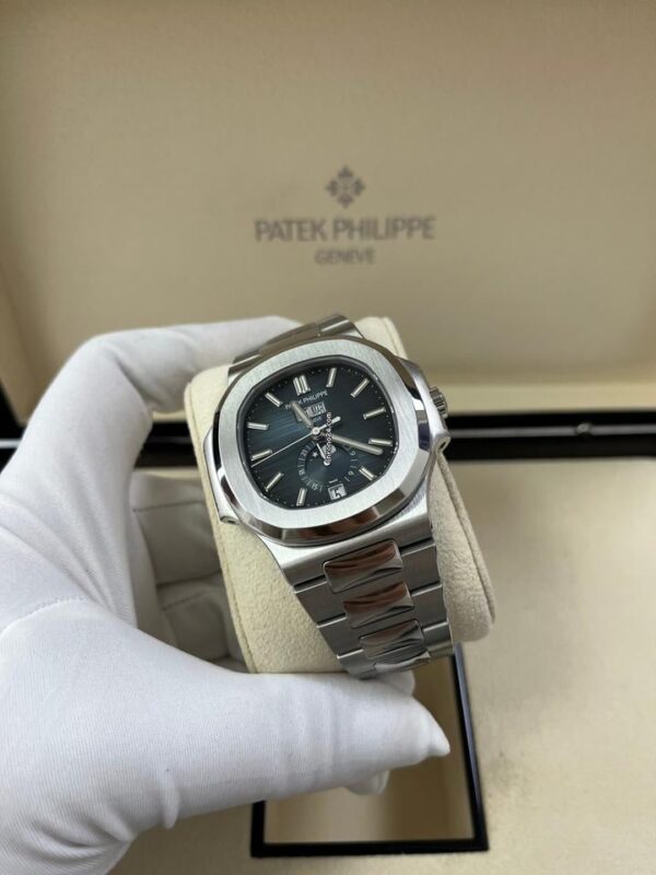 Patek Philippe Nautilus 5726/1 - Image 7