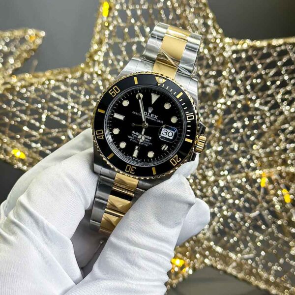 ROLEX SUBMARINER BLACK AND GOLD - Image 2
